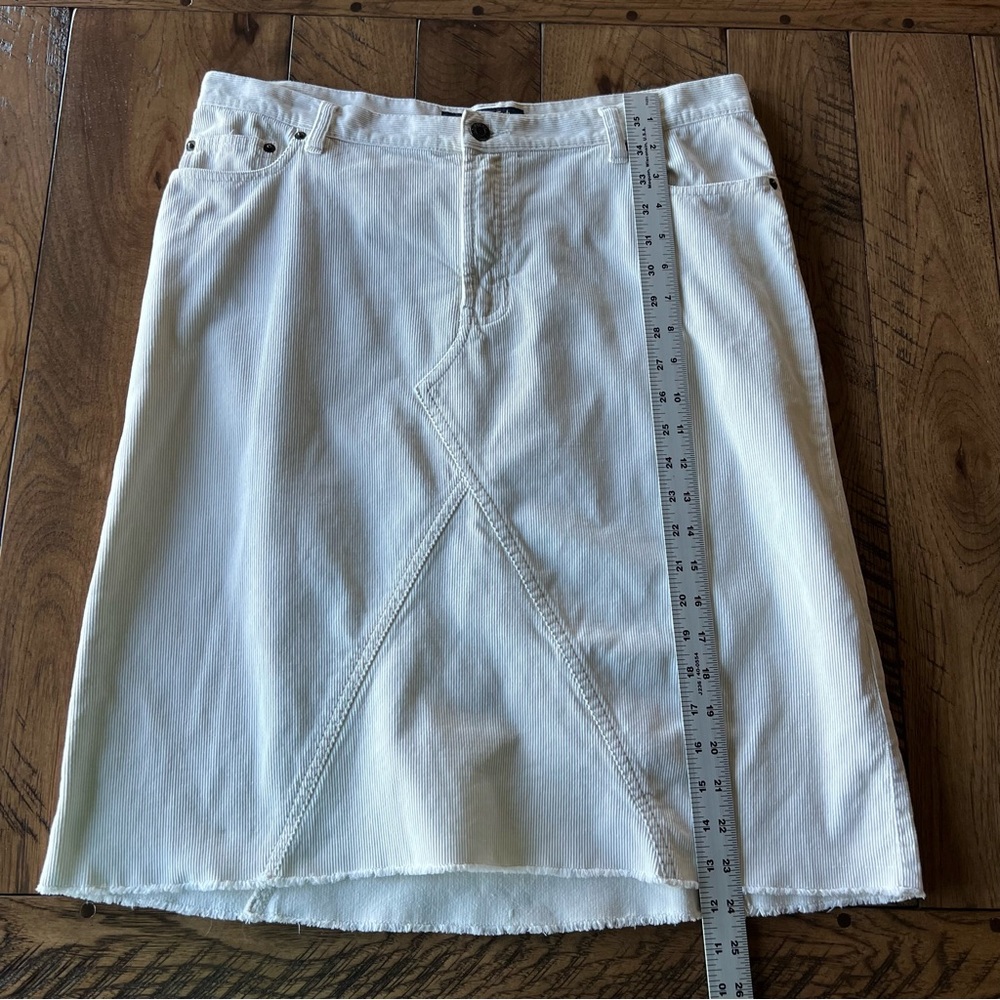 VTG Abercrombie & Fitch Corduroy Skirt Women’s 12 A-Line Raw Hem Y2K 100% Cotton - Picture 10 of 11